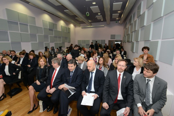 Ministar Mrsić: Hrvatskoj na raspolaganju 1,85 milijardi eura za nova radna mjesta i sustav obrazovanja
